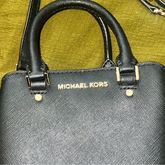 Michael Kors Mini Savannah XS Leather Satc… - Picture 2 of 8